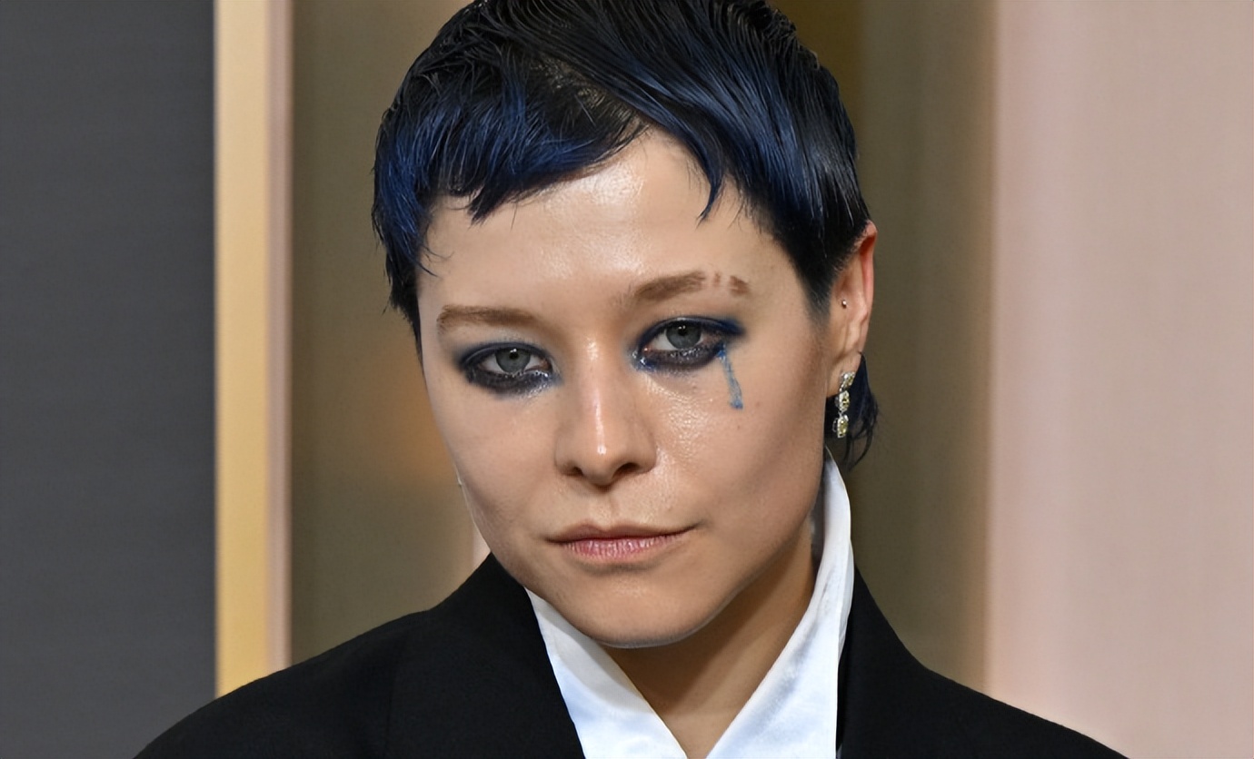 濂虫槑鏄熺碂绯曠殑绾㈡閫犲瀷,娴峰濂虫槦绾㈡鎯婅壋鏃跺埢