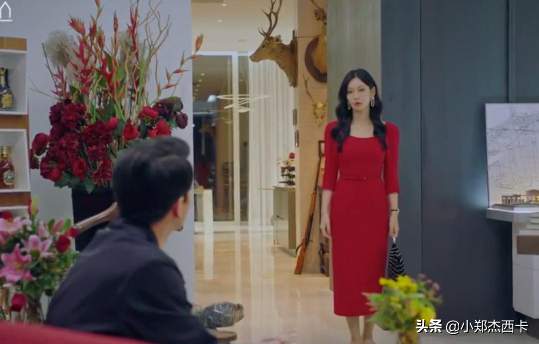 孙艺珍同款服装 (孙艺珍穿的什么牌子的衣服)