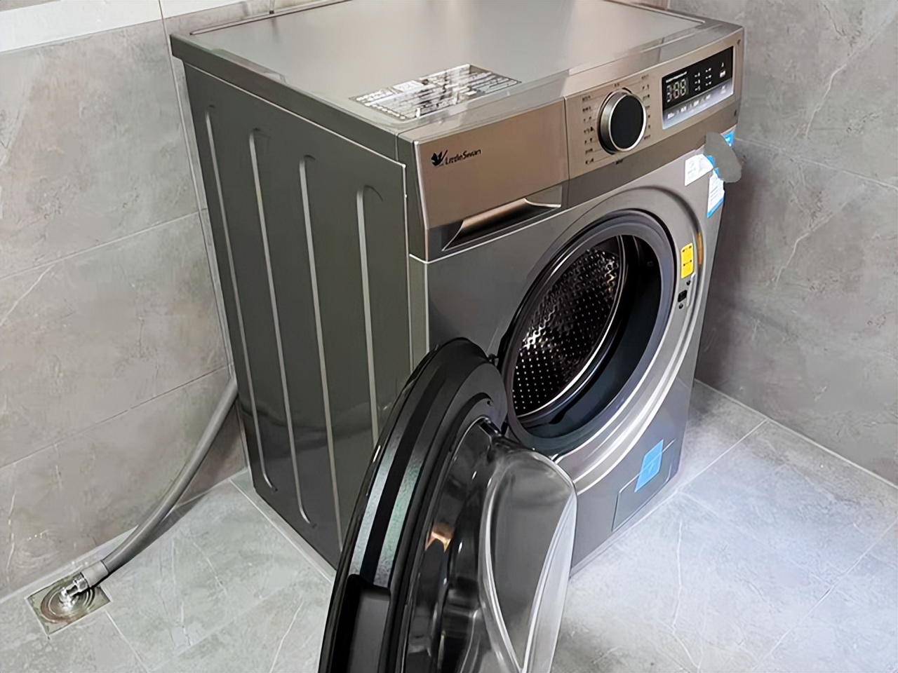 一看就明白滚筒洗衣机的优缺点,为什么现在都买滚筒洗衣机