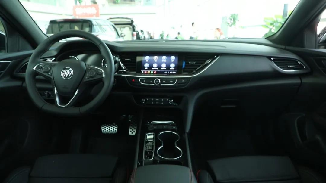 别克君威gs买精英还是尊贵,别克君威gs值不值得买