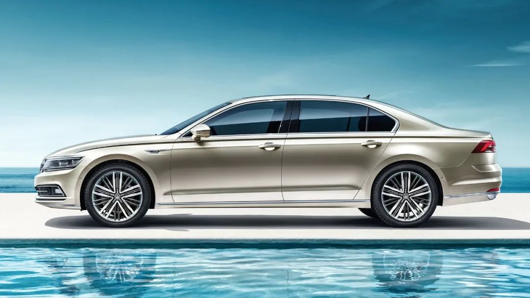 50万左右买什么低调轿车,50万预算买这11台车最有面子