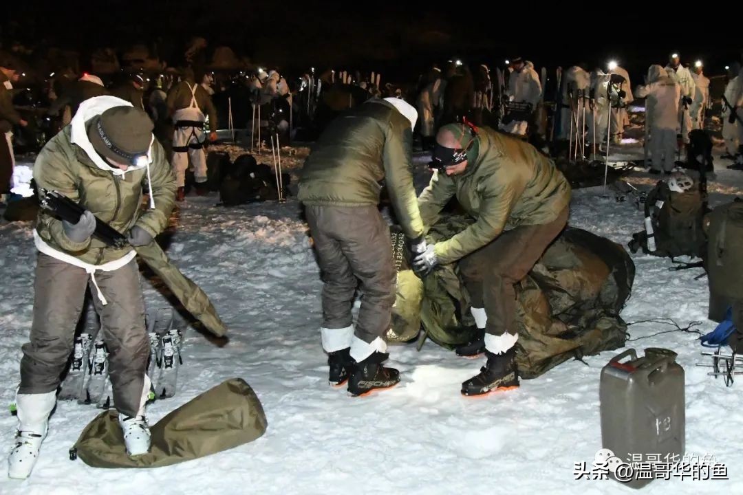 空军首次使用运20集中运送新学员,中国空军运20简介