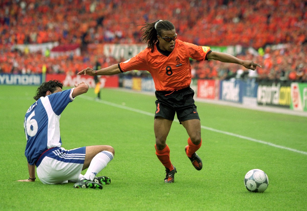 世界足坛最伟大的11人阵容,世界足坛历史右边锋前二十