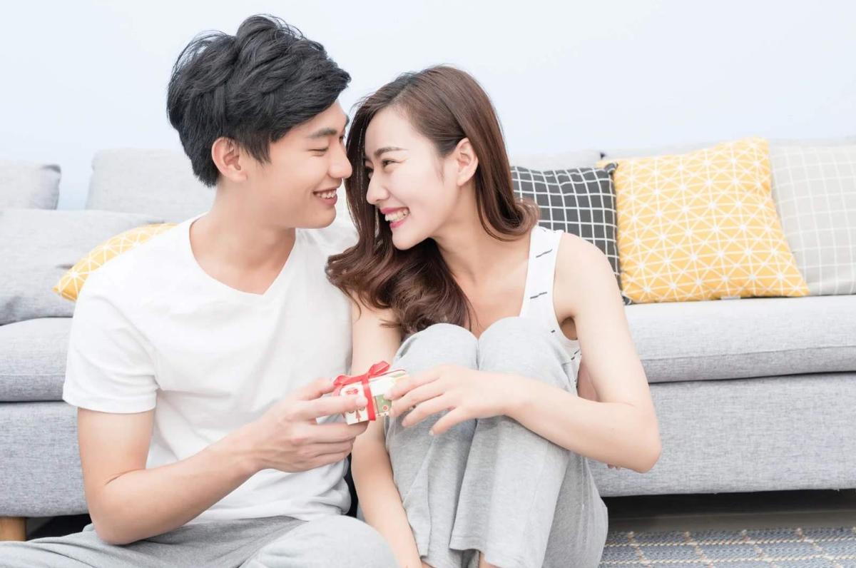 为什么很多女人渴望恋爱的感觉,为什么女性更渴望爱情