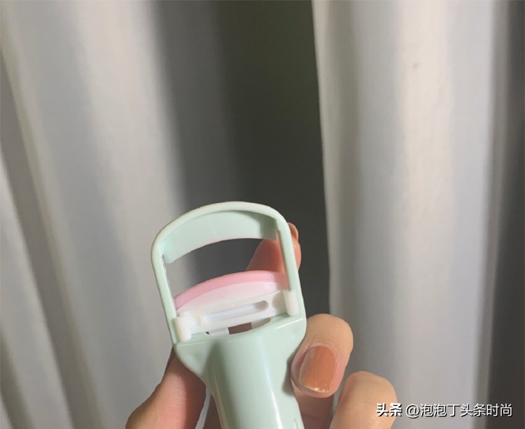 平价彩妆推荐一套瑕疵皮,平价好用彩妆推荐哑光高光