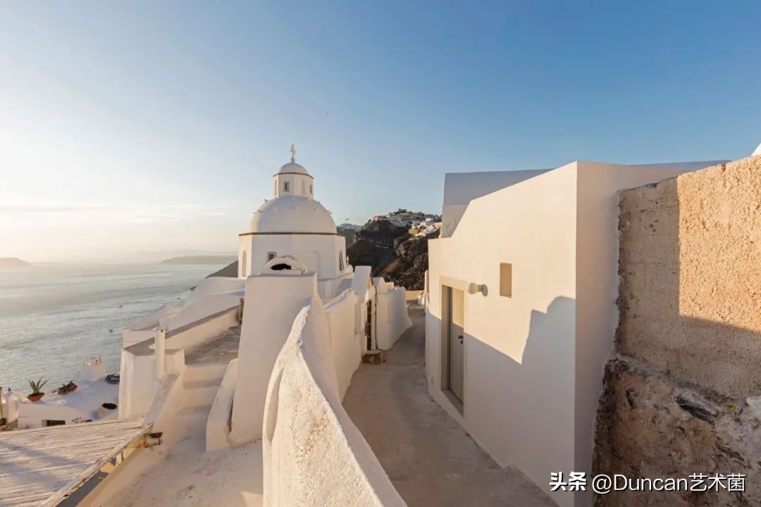 希腊KapsimalisArchitects①打造蓝白极简主义的童话世界！