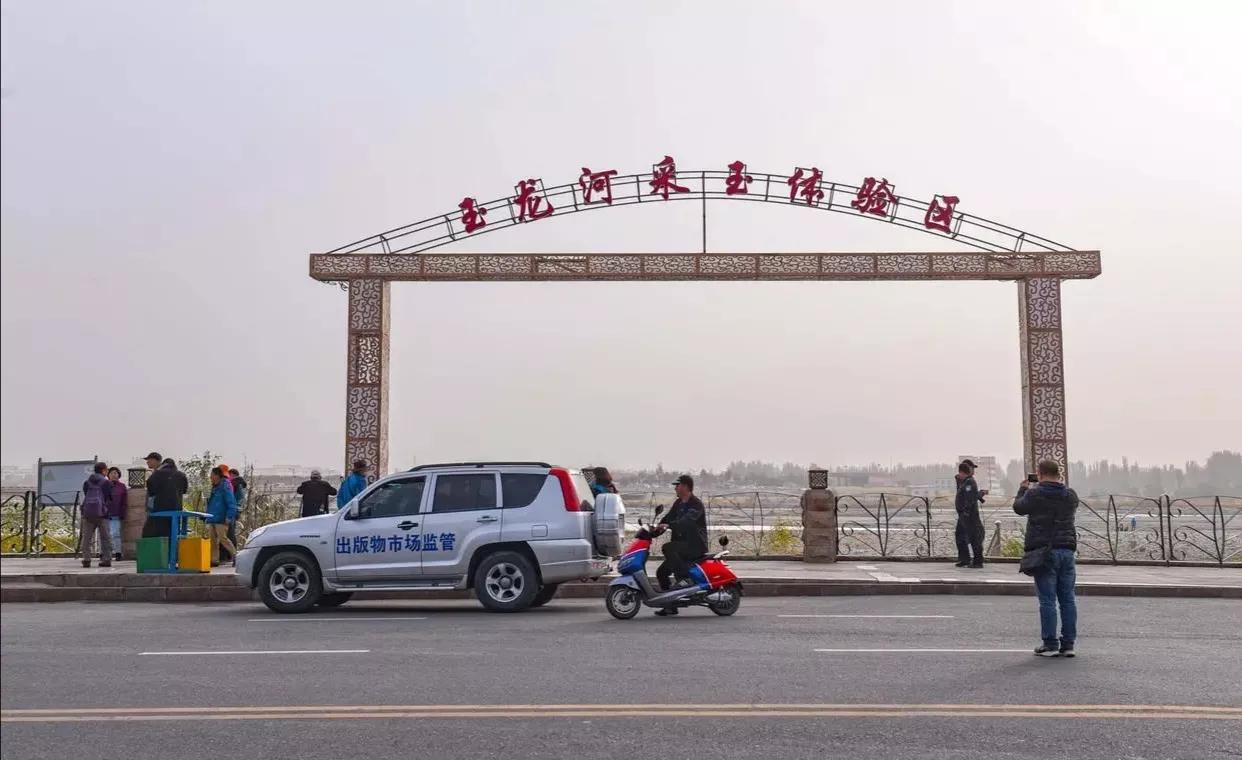 捡石头一天能挣多少,捡石头能赚到钱吗