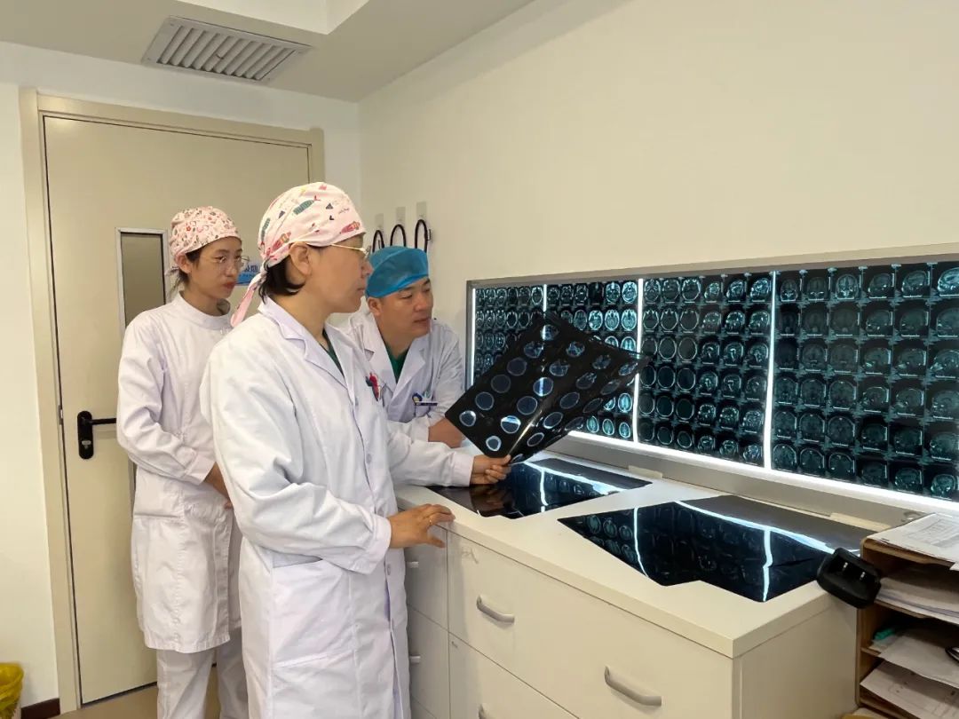 脑膜炎10天才确诊,脑膜炎确诊