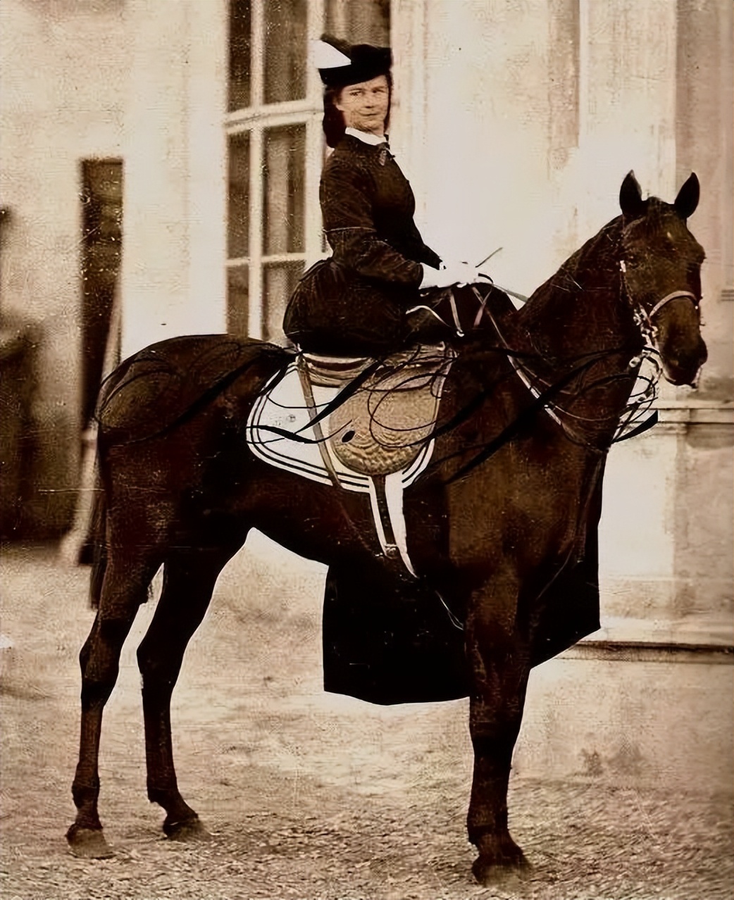 茜茜公主的疯狂美容,茜茜公主美容过程