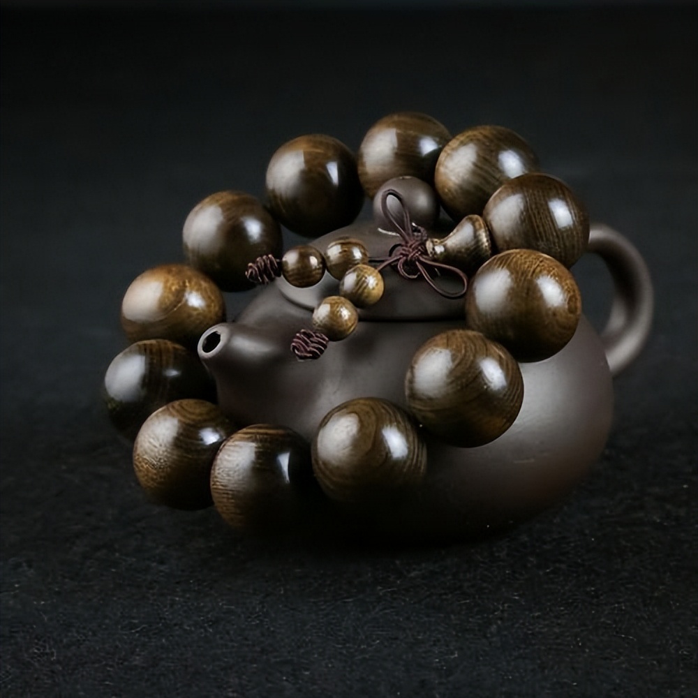 最适合年轻人戴的几款手串,戴羊角手串好还是戴牦牛角手串好