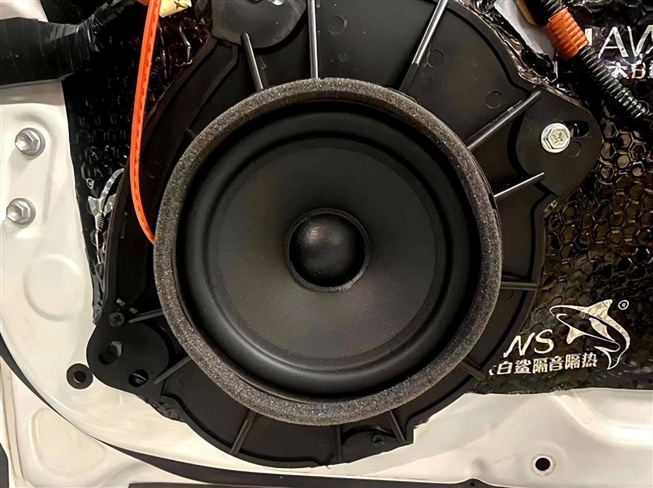 第八代凯美瑞喇叭音响试听,21款凯美瑞音响喇叭改装