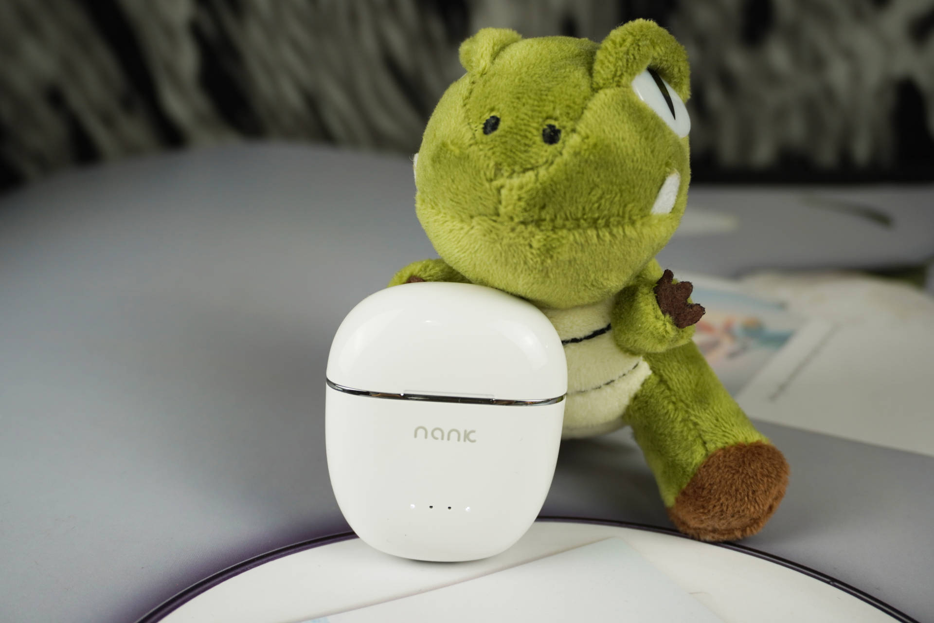 现在最新蓝牙耳机版本,目前蓝牙耳机最新版本