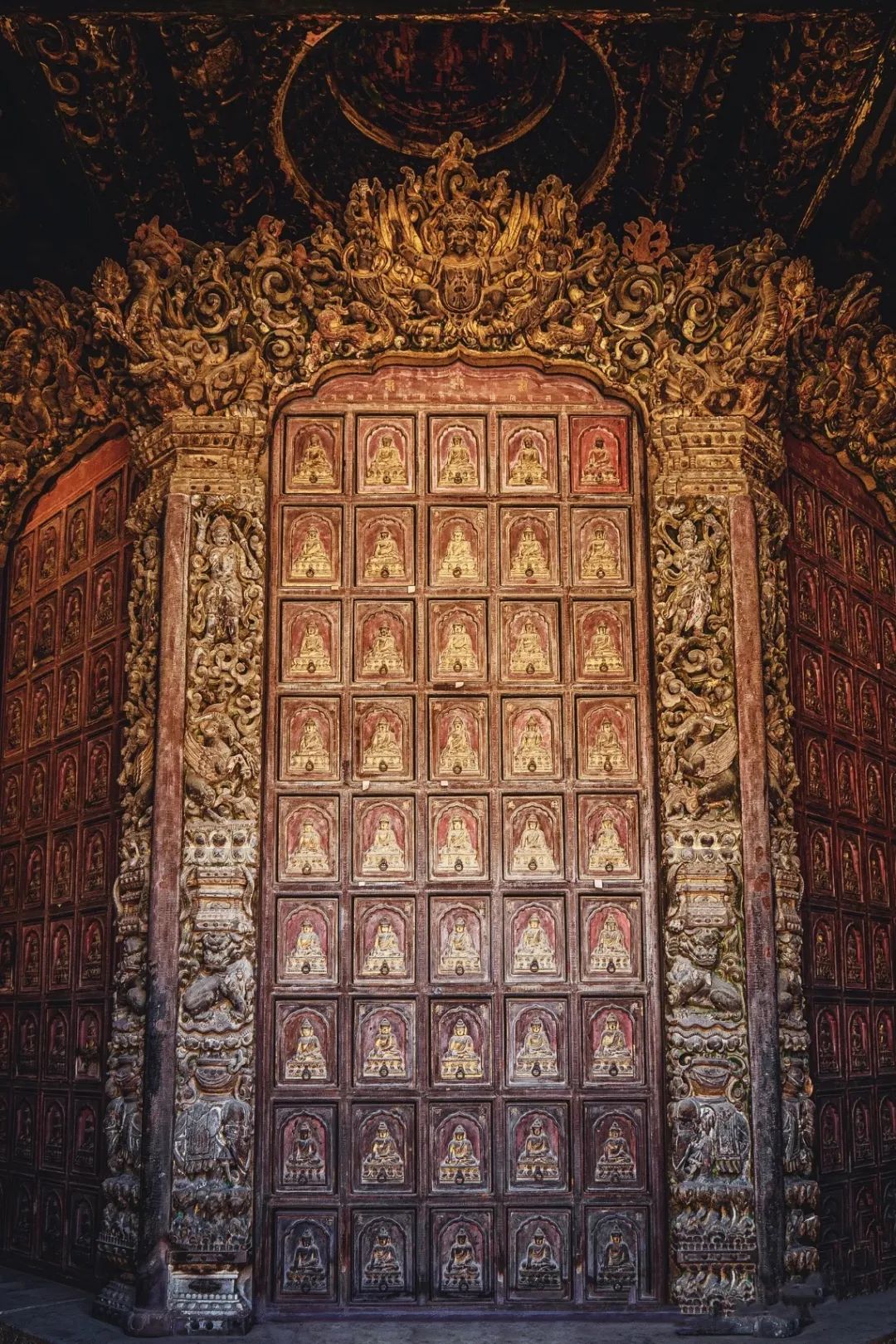 中国最灵的寺庙雍和宫,不要再去一个人挤人的景点