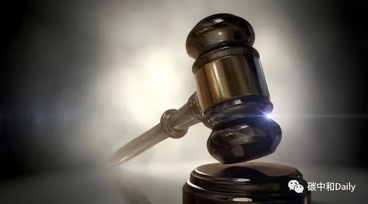 中科云网10年跨界一路亏损状告股民抱怨言论豪赌光伏眼高手低？