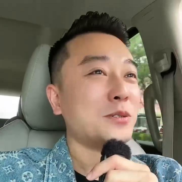 有钱人的世界我们不懂下一句,有钱人的世界不是我们能理解的