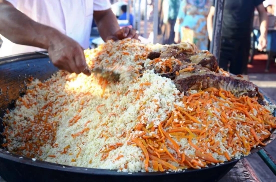 舌尖上的中国菜——浅论全国各地的特色美食