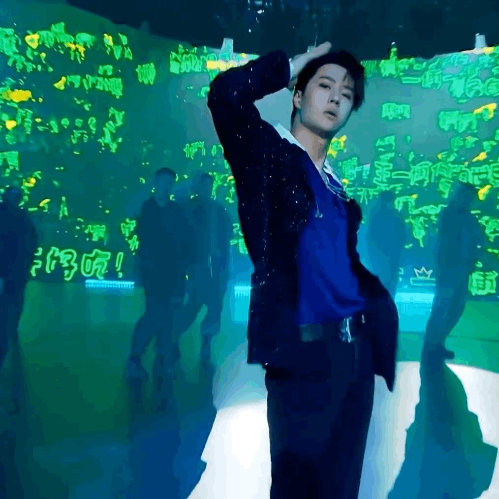 王一博很轻松的舞蹈,王一博所有的舞蹈