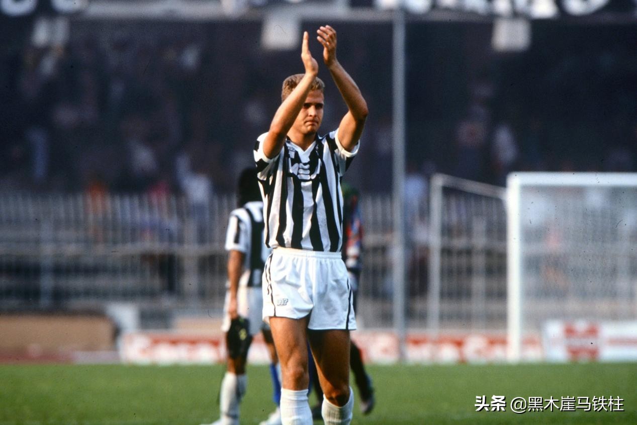 比埃尔霍夫进过几个头球,比埃尔霍夫拿过欧洲金靴