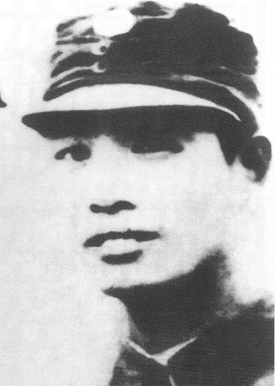 1992年，*小平邓**为何建议增加时年78岁的张震为中央军委副主席