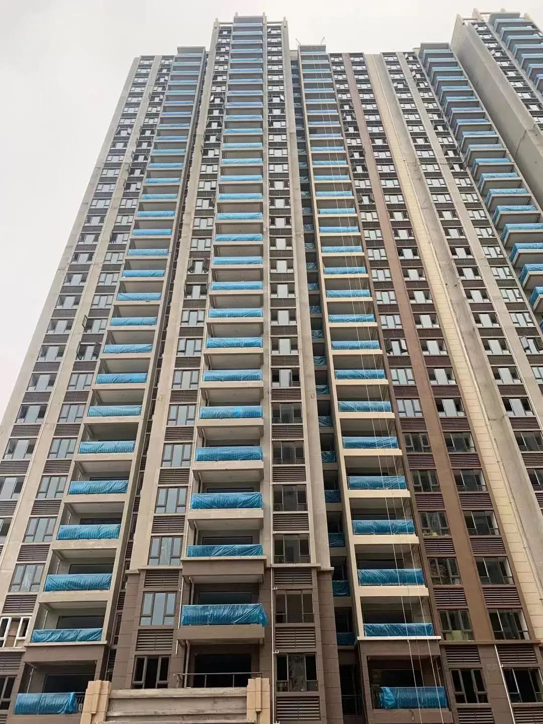 外墙涂料施工工艺流程书,详细卡墙教程