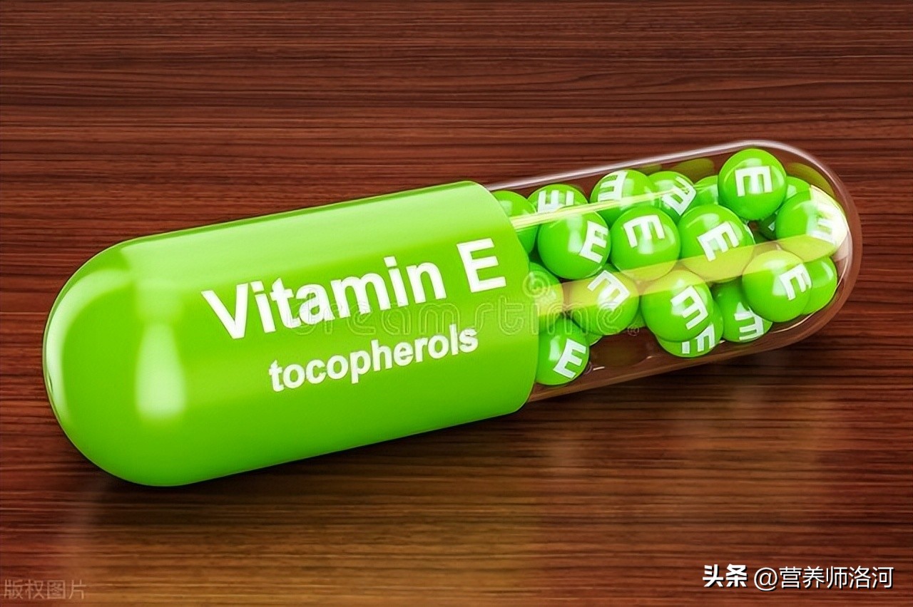 鼻头有黑头如何祛除小窍门,鼻头黑头可以喝什么来改善