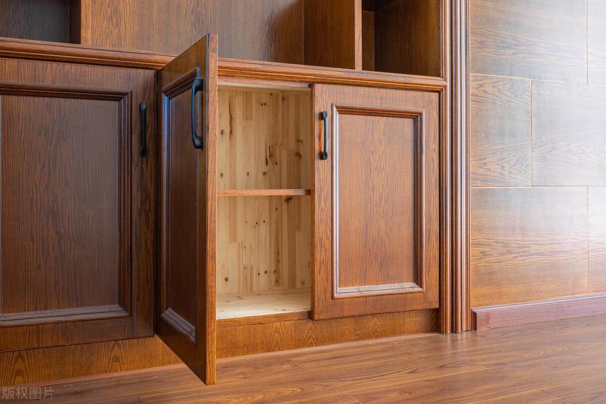 如何快速消除柜子的气味,柜子气味太大怎么去除