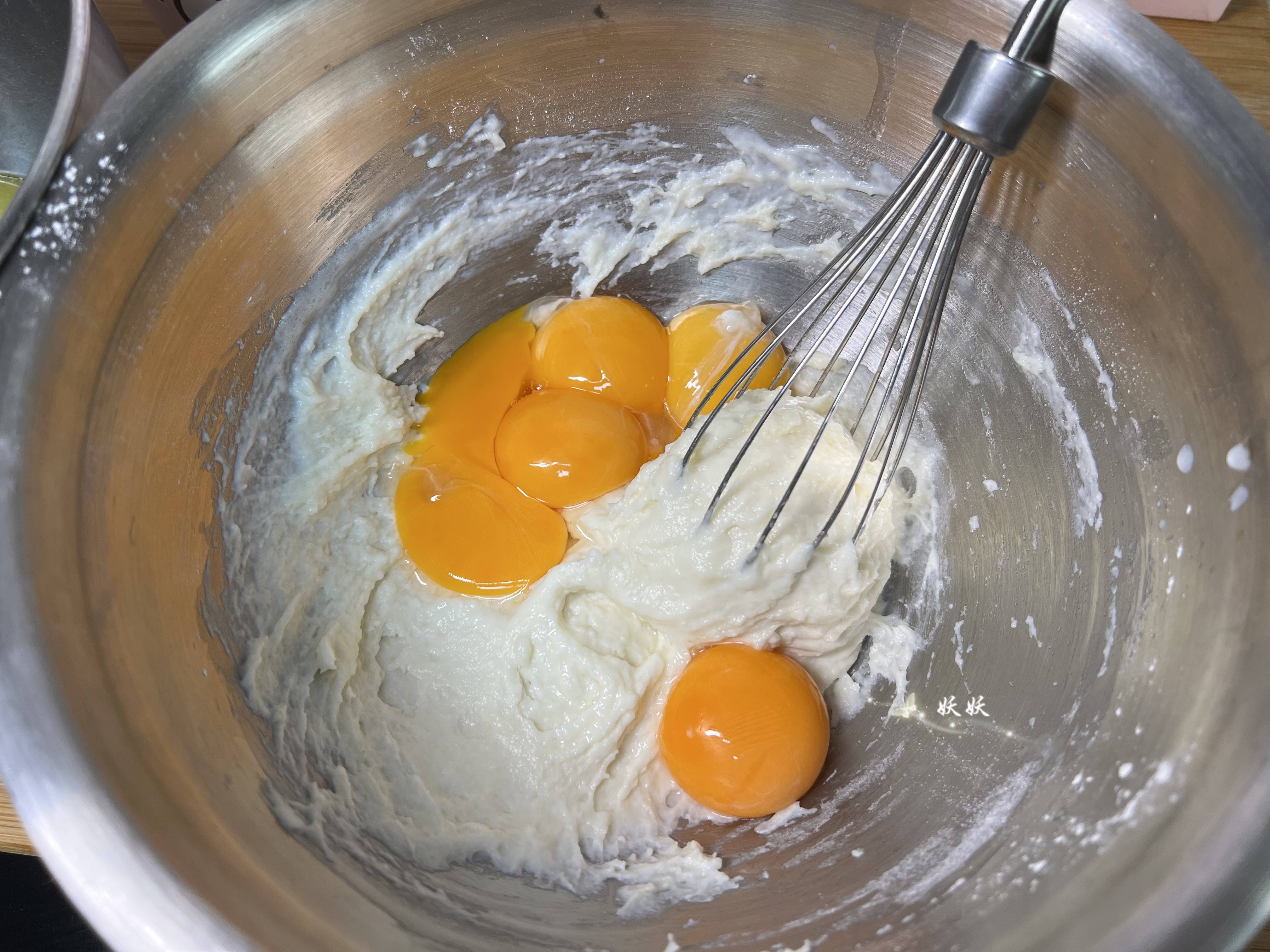 适合烘焙小白操作的蛋糕 (烘焙新手入门教程小蛋糕)