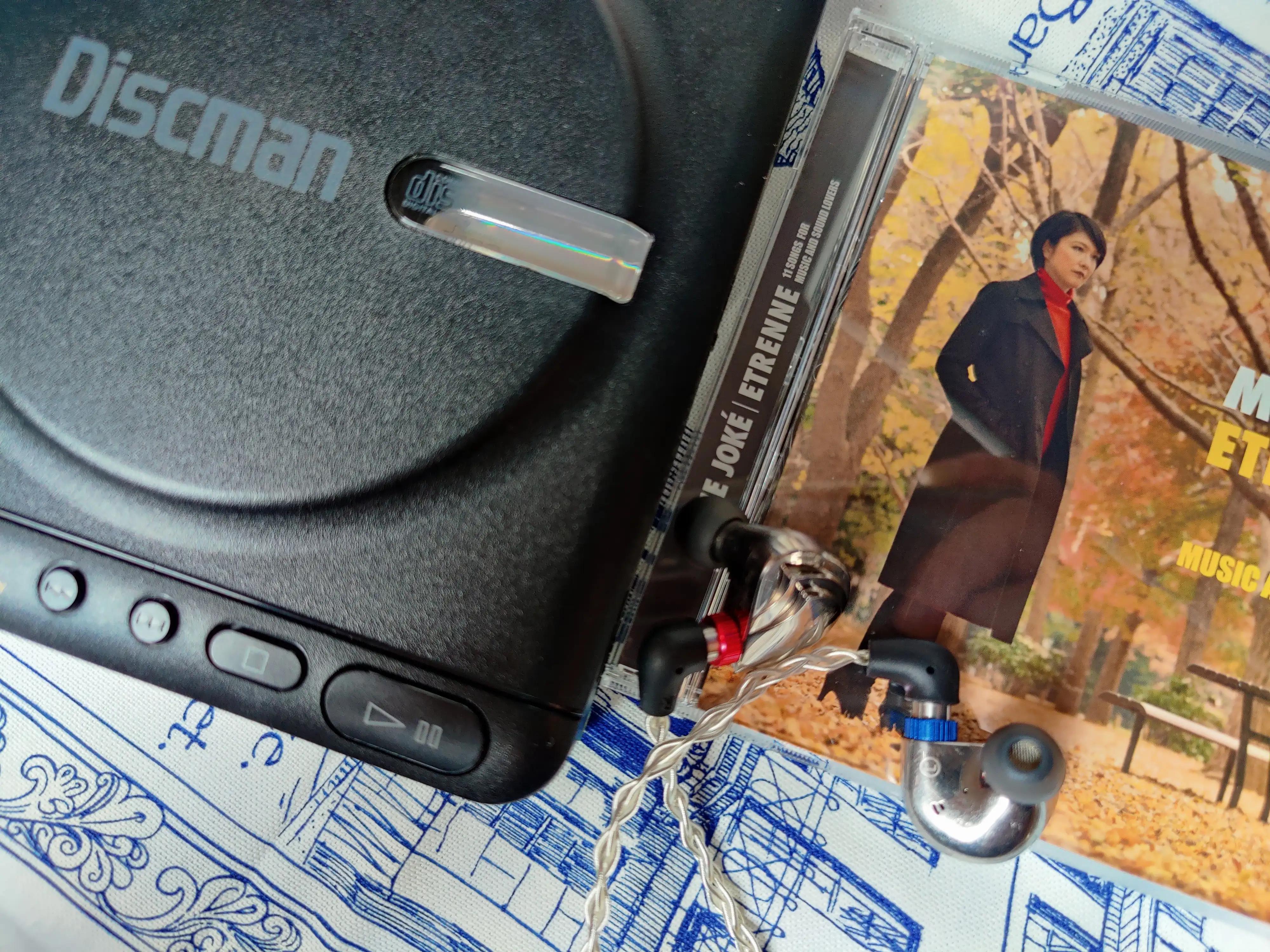 SoftearsRS10对比飞朵阿缇米斯搭配SonyD22和Hugo2音质评测分享