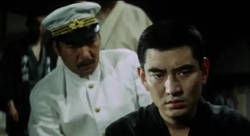 日本演员高仓健逝世,高仓健在日本地位