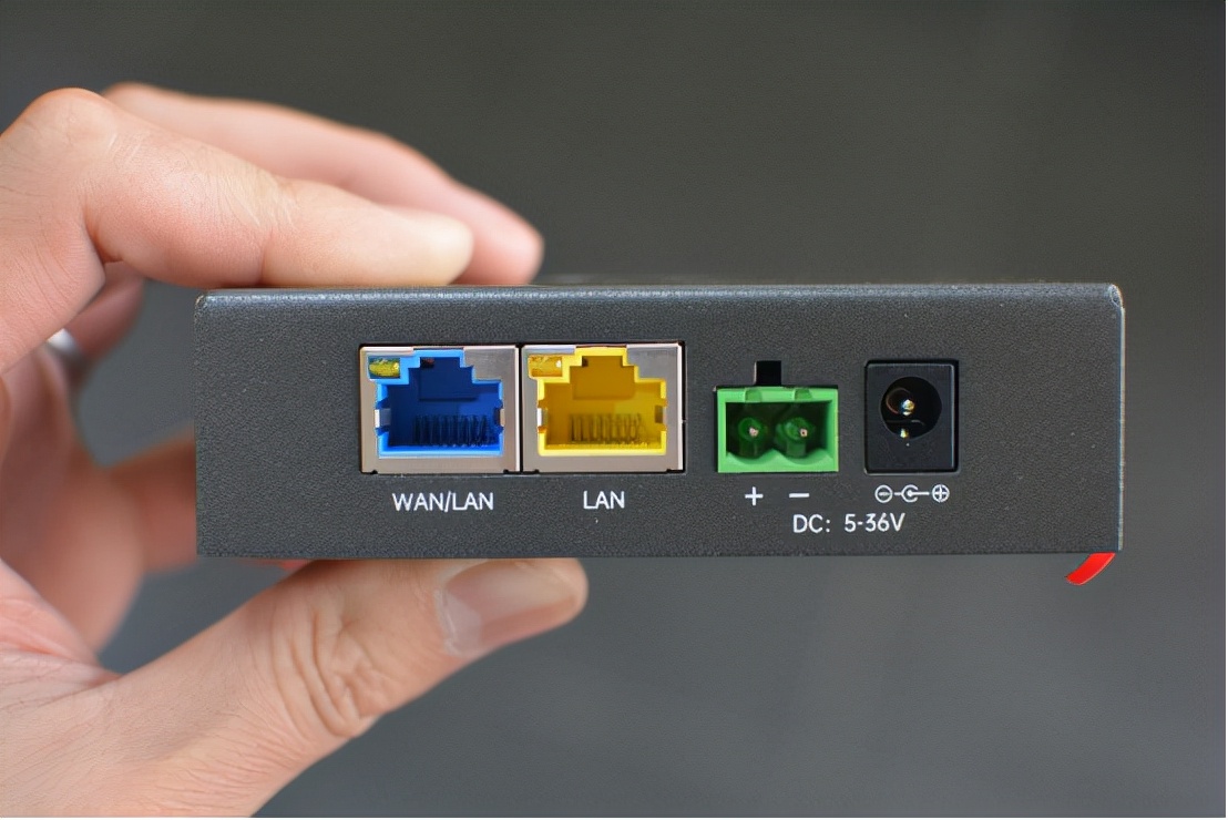 蒲公英r300a怎么当路由器用,4g工业路由器能家用吗