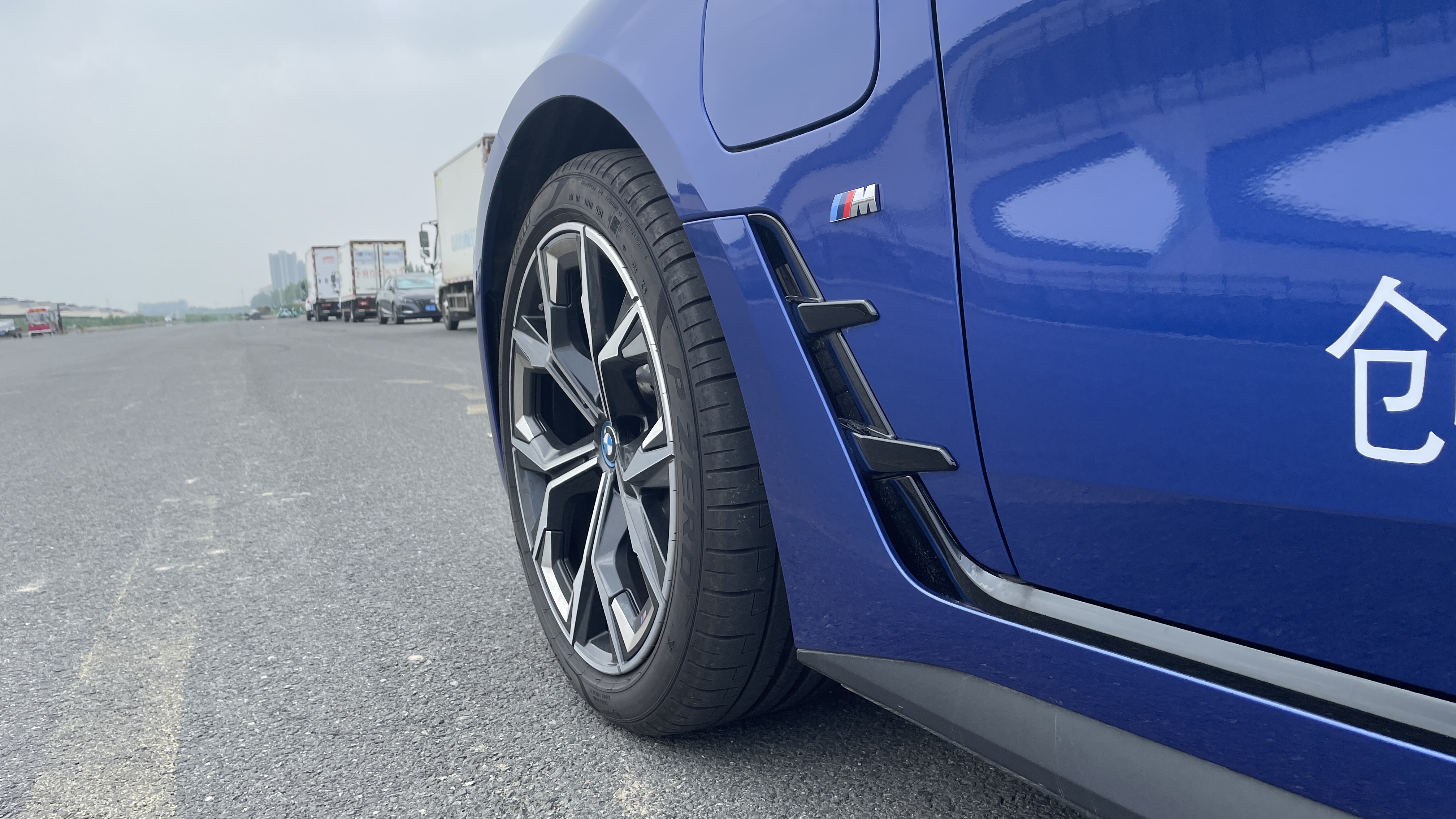 宝马i4试驾,试驾宝马i4