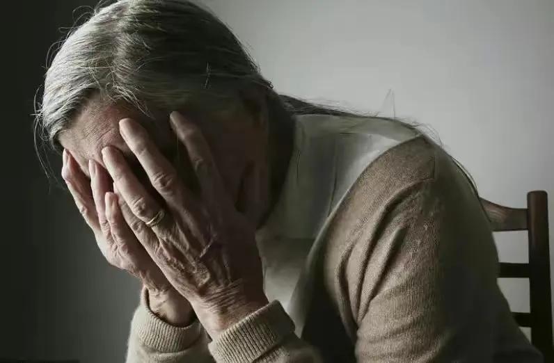 网红直播被抓,网红被抓回来以后继续直播