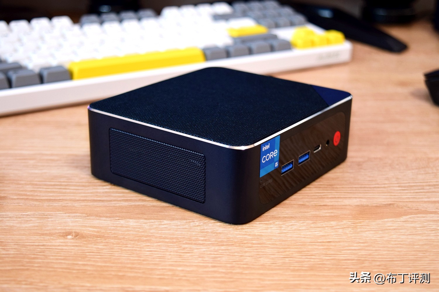 比小米更好迷你主机,4000小米性价比笔记本电脑推荐
