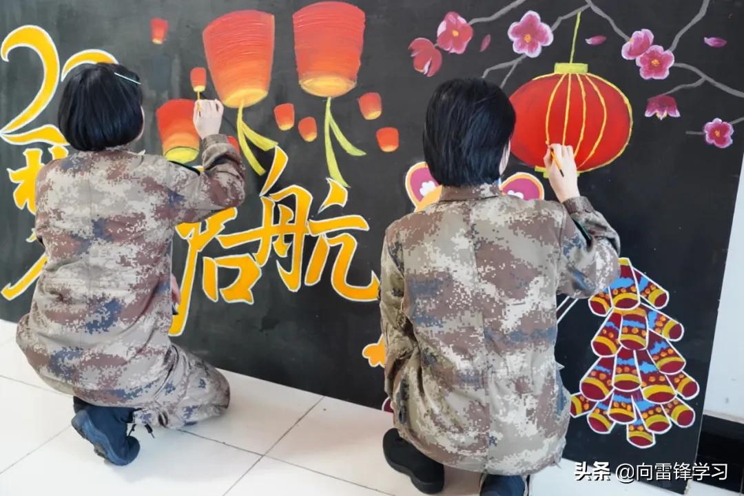 二十三糖瓜粘小年歌谣文案,二十三糖瓜粘小年歌谣是几年级的