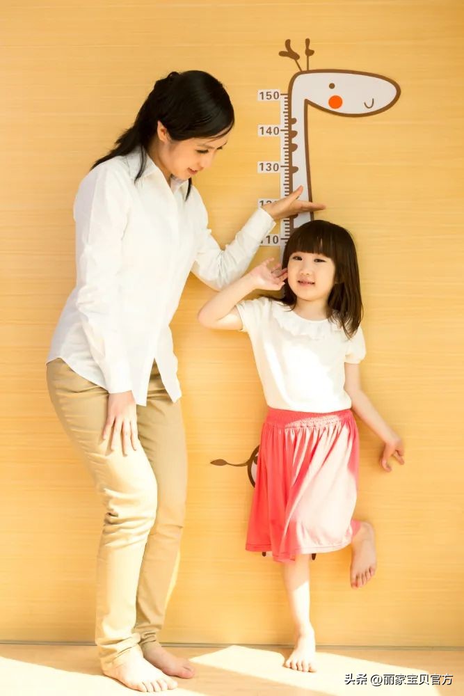 怎么区分宝宝脚长多少,婴幼儿脚长标准对照表