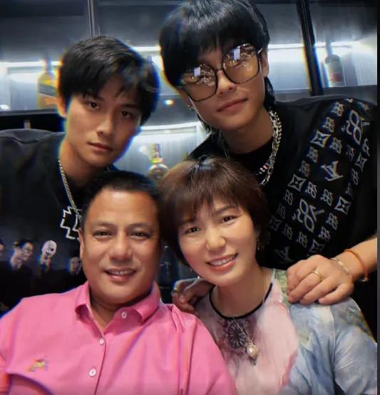 合肥小杨哥爸爸事件视频,小杨哥他爸事件视频