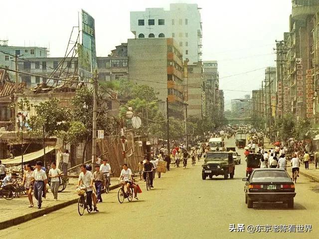 蜡笔小新里面的爸爸真面目,蜡笔小新的爸爸是个富二代