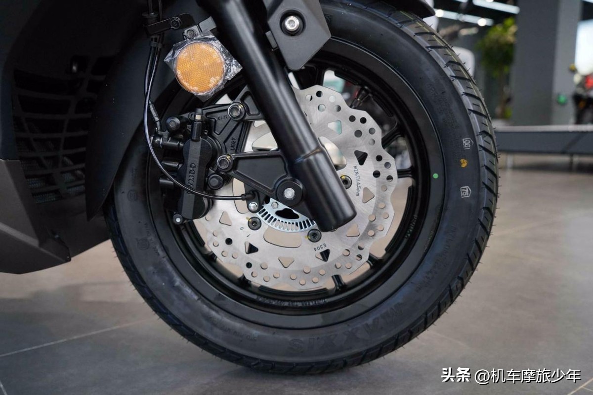 雅马哈xmax300和光阳s350极速表现,雅马哈xmax300和光阳赛艇s350