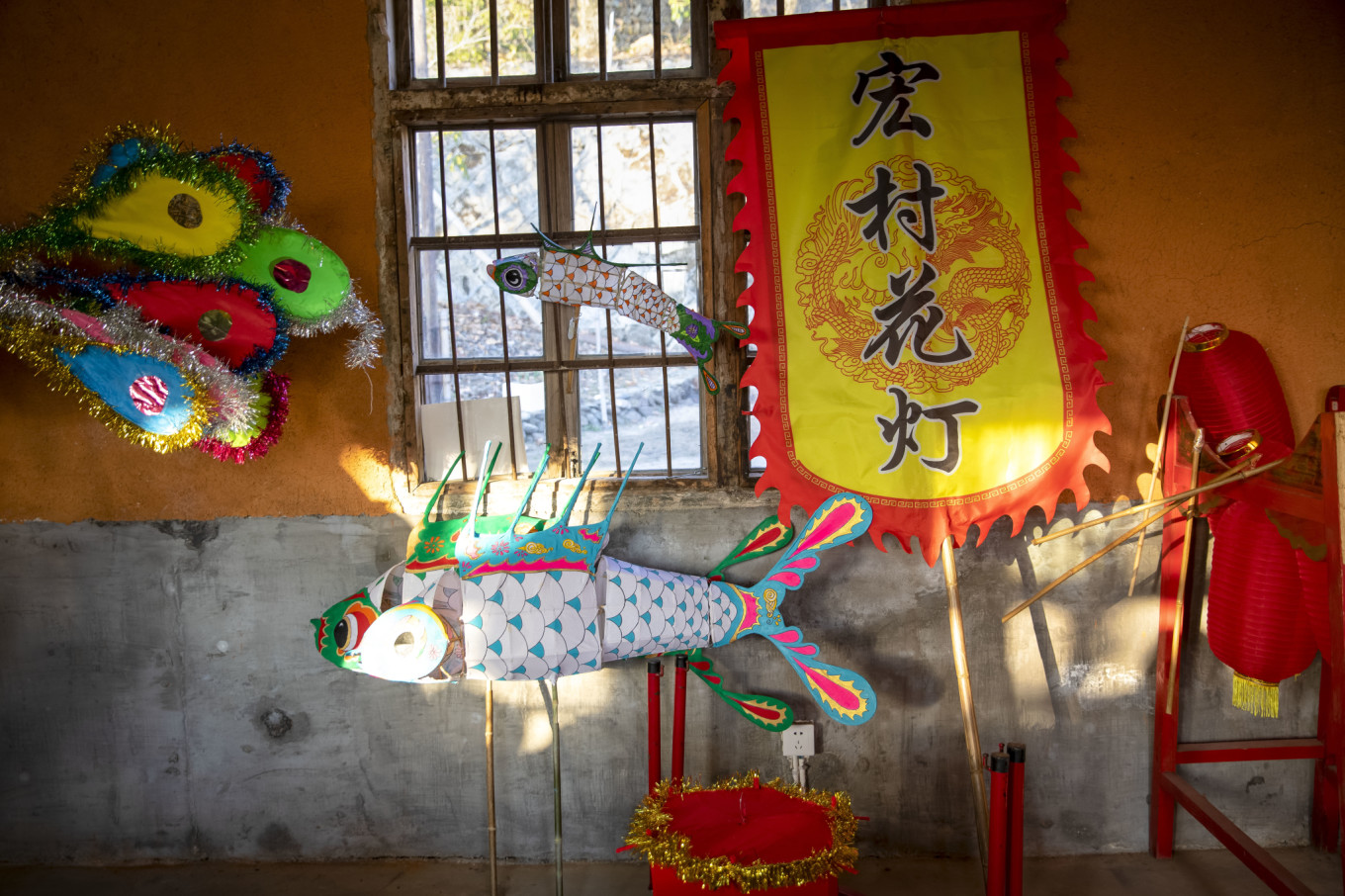 在宏村绘制花灯,安徽宏村夜晚花灯