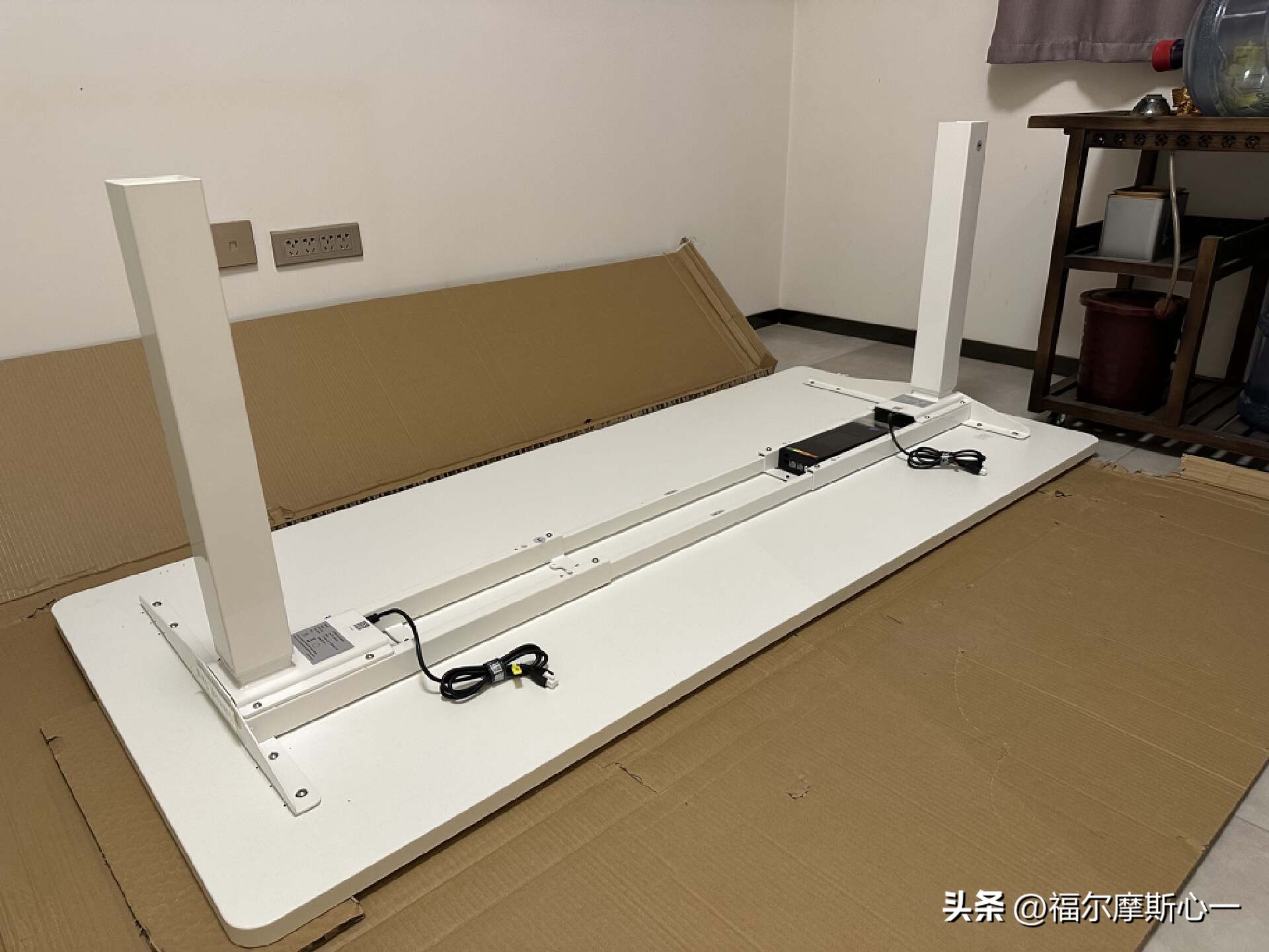 如何打造自己的电脑桌,如何合理布局电脑桌