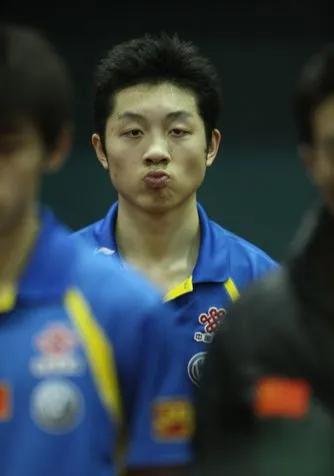 马龙许昕2019年撑起国乒,2020乒乓总决赛马龙对许昕谁赢了