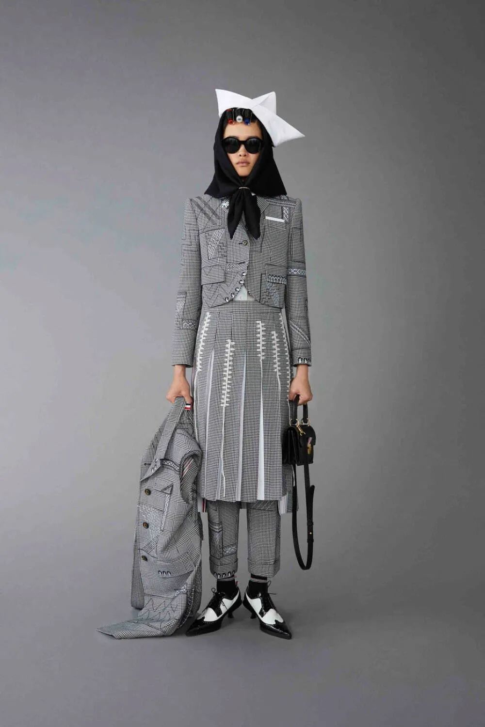 2023春夏巴黎男装周thombrowne,2023春夏巴黎thombrowne女装发布会