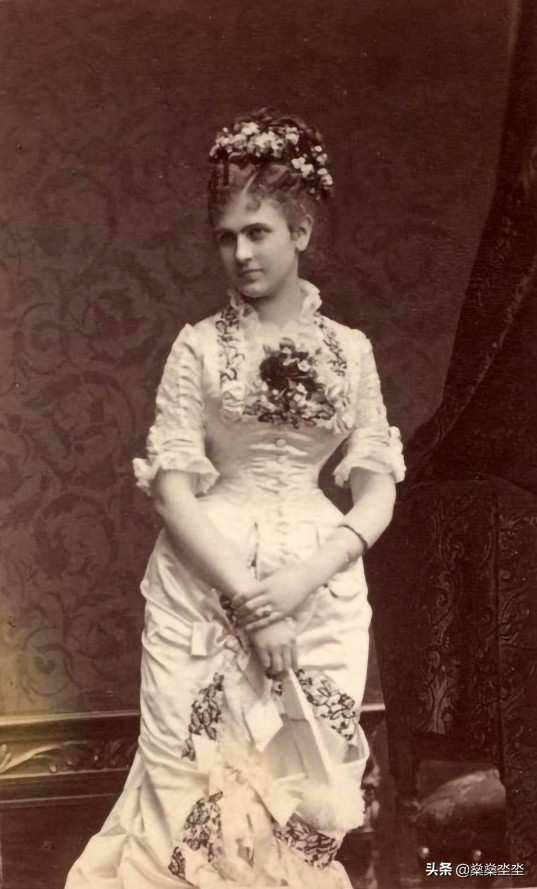 卡特琳娜·施拉特，茜茜公主的替身，弗朗茨的影子情人