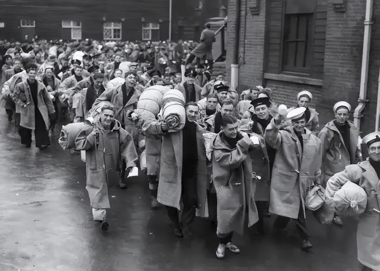 卡美滨卡Camabinc穿搭丨优雅与品质生活的绅士总离不开一件大衣