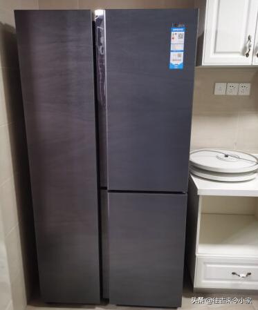 装修时冰箱的高度预留多少合适,装修冰箱尺寸预留多少合适