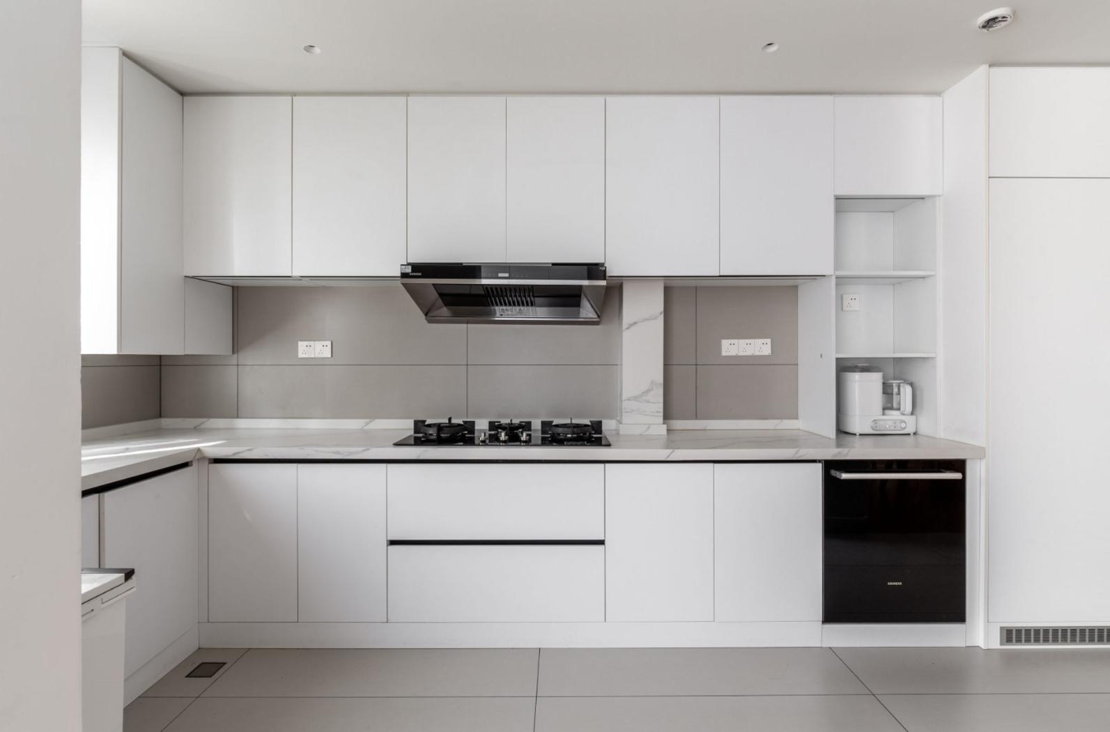 在家里自己造一个好玩的游乐园,儿童房树屋设计在家就是游乐场