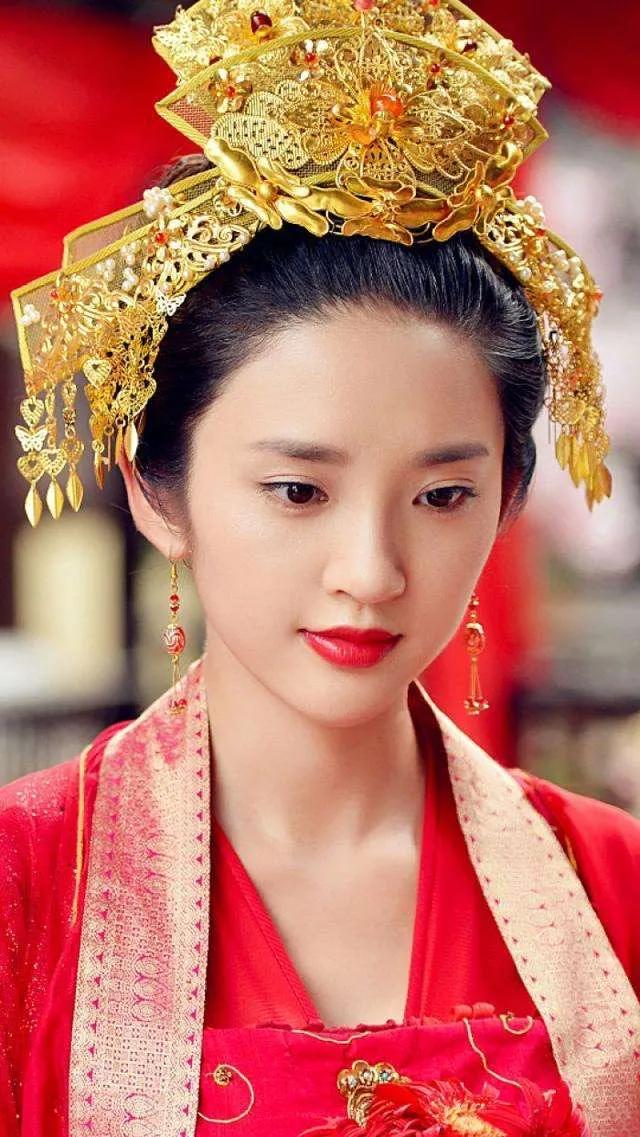 唐艺昕年轻时颜值,唐艺昕惊艳写真大图