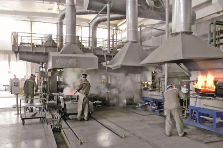 爱迪生传奇人生故事,大王的传奇一生