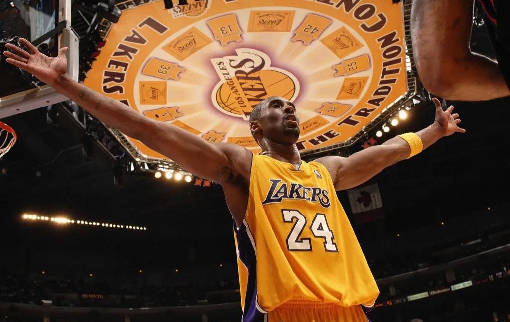 “如果思念有声音那将是山呼海啸”致敬NBA球场上最较真的男人