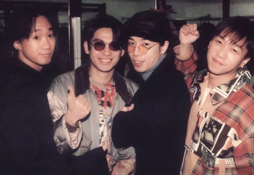 朱茵20年再遇周星驰,朱茵周星驰浪漫时刻